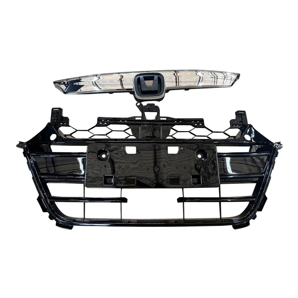 Honda Accord Grill - Omac - M Grille - Chrome - '21-'22